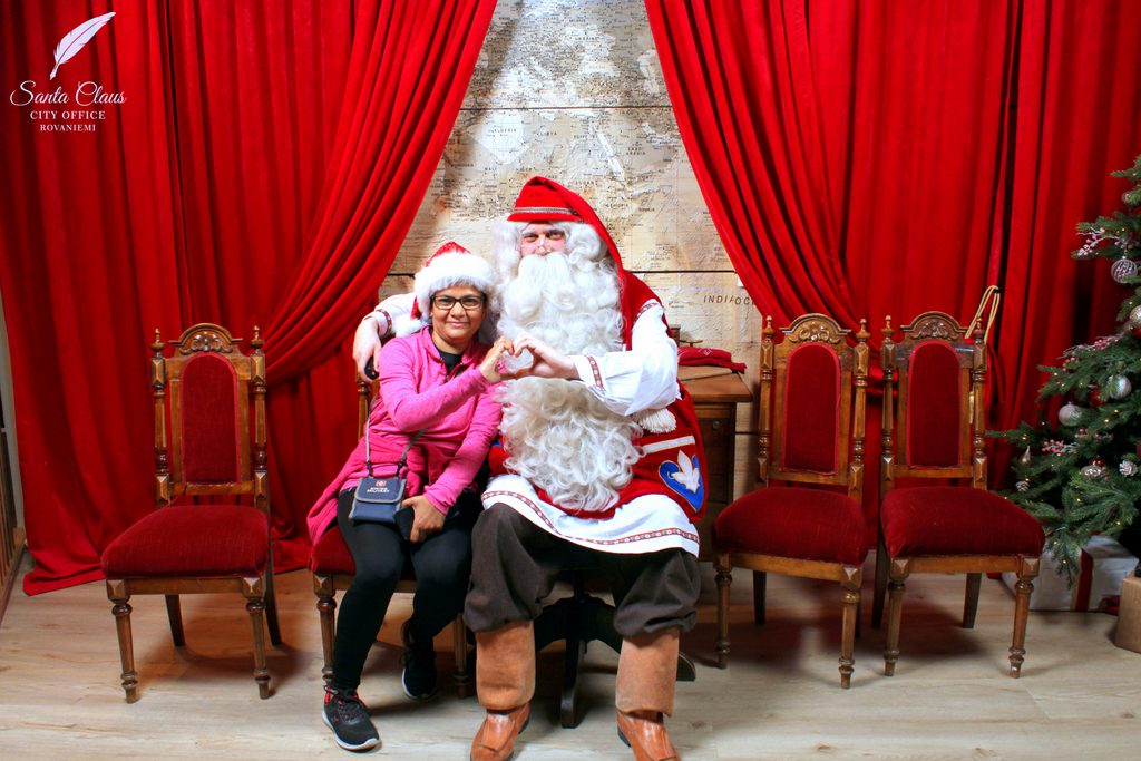 Meeting Summertime Santa in Finland